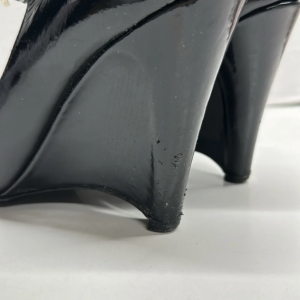 Fendi Wedges High Heel Shoes Shiny Patent Leather Peep Toe Black Size 38 US 8